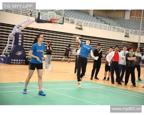 羽毛球盛宴:深入广州羽毛球队的团队协作与精神风貌探讨 羽毛球盛宴:深入广州羽毛球队的团队协作与精神风貌探讨