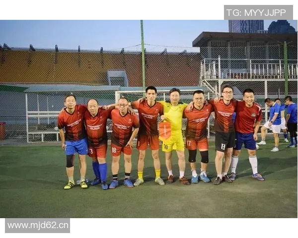 西安足球队团队协作的深度剖析与其他球队的对比研究